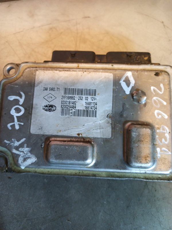 Centralina Motor RENAULT 1.2 16v 8200254484
