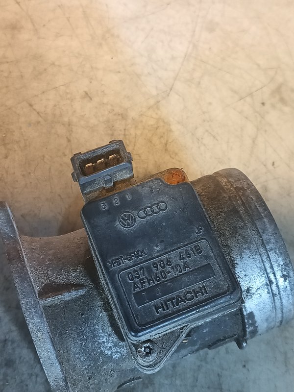 SENSOR MAF GRUPO VAG 037906461B