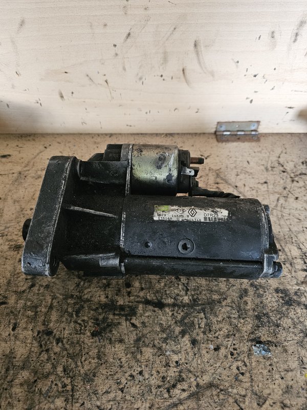 Motor de arranque Renault 2.2 DT D7R23