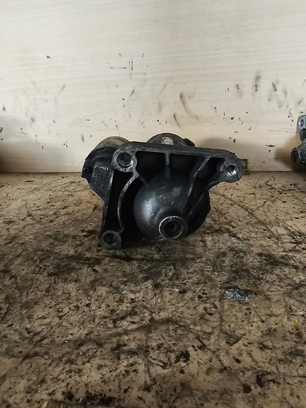 Motor de arranque Renault 2.2 DT D7R23