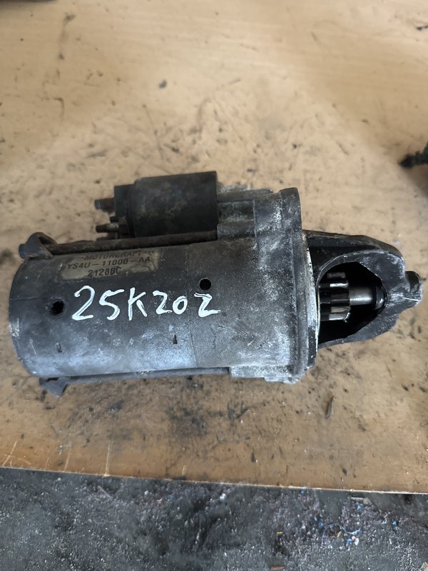 Motor de arranque Ford Focus 1.4 YS4U-11000-AA