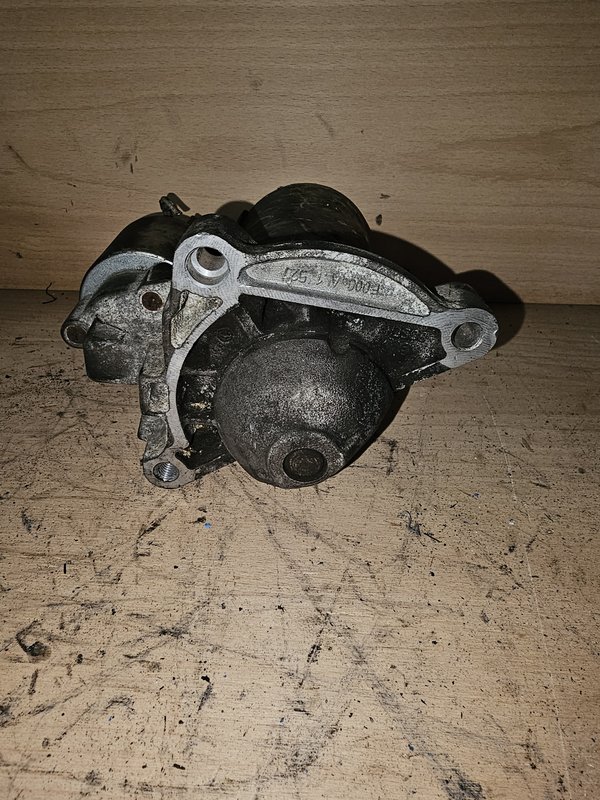 Motor de arranque PSA 1.4i 9647982880