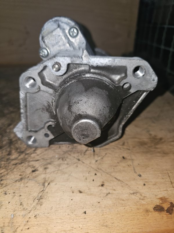 Motor de arranque Renault 1.7 DCI 233008422R