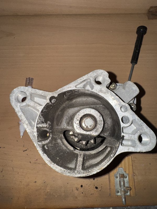 Motor de arranque Mazda 2.0 M002T88671