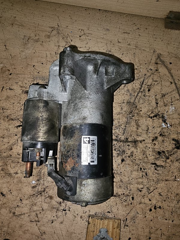 Motor de arranque 2.0 HDI M001T80381