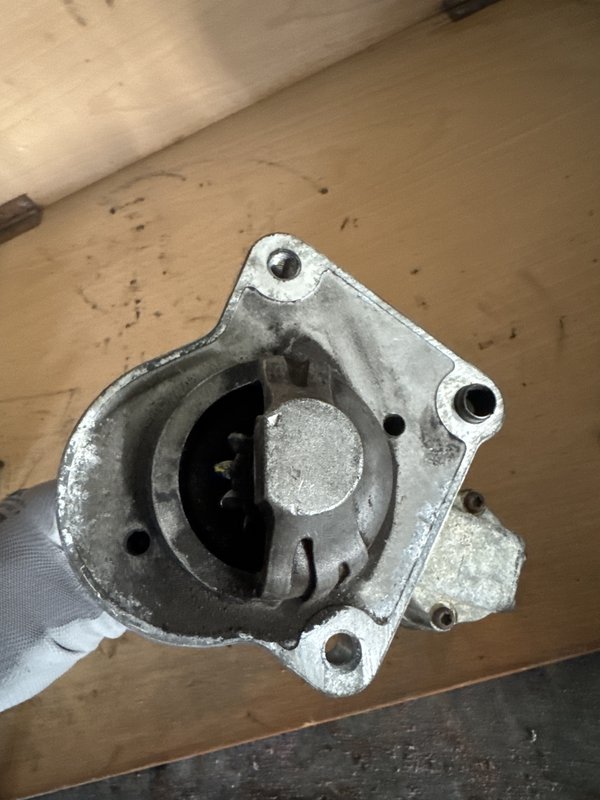 Motor de arranque Ford 1.6 AV6N-11000-GB
