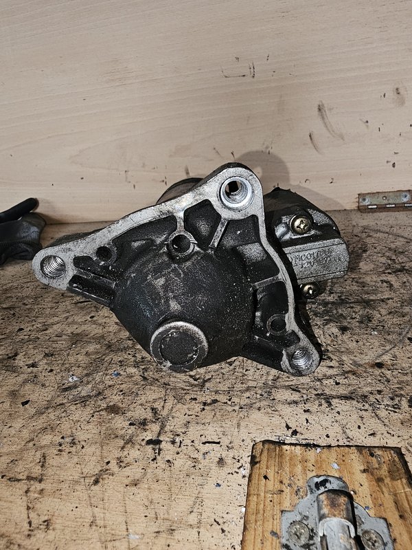 Motor de arranque PSA 1.9 TD M001T8008
