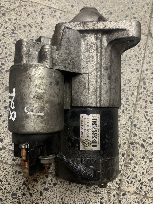 Motor de arranque 1.5 DCI 8200584675A
