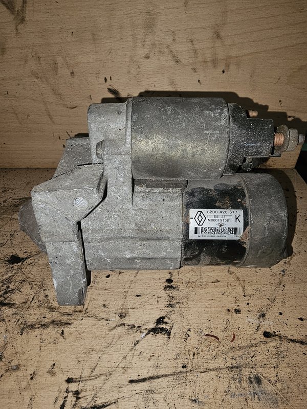 Motor de arranque 1.5 DCI 8200426577