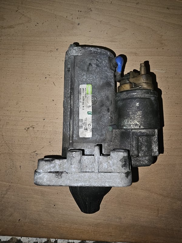 Motor de arranque 1.6 HDI 9662854180