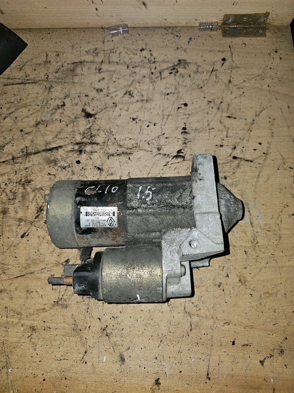 Motor de arranque 1.5 DCI 8200021396