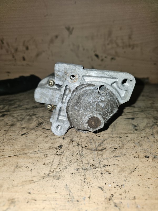 Motor de arranque 1.5 DCI 8200021396
