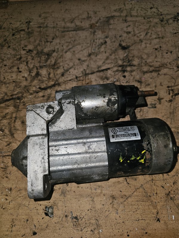 Motor de arranque 1.5 DCI 8200021395