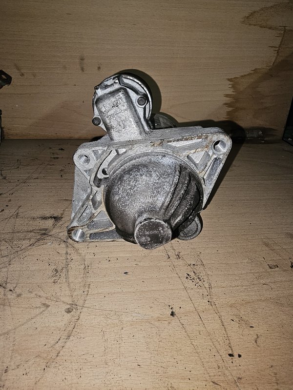 Motor de arranque 2.0 DCI 8200568535E